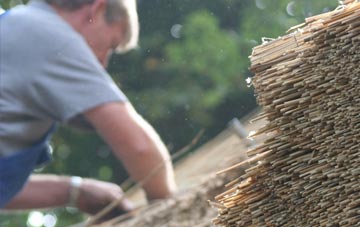 professional Thistleton thatchers